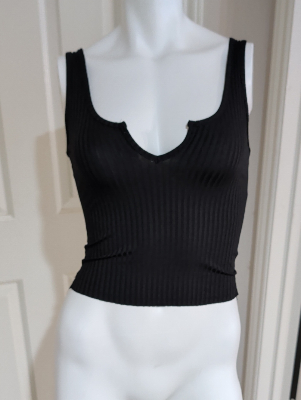 Pink Lily Black Ribbed Notch-Neck Tank Top - Great Layering Piece - Women's S